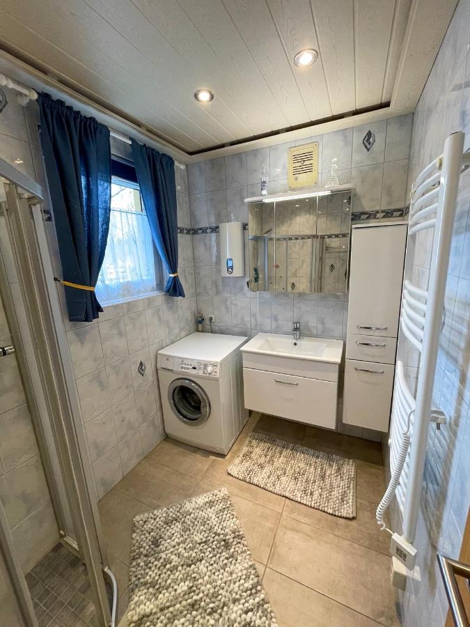 Ferienwohnung Lena Бад Митерндорф Екстериор снимка